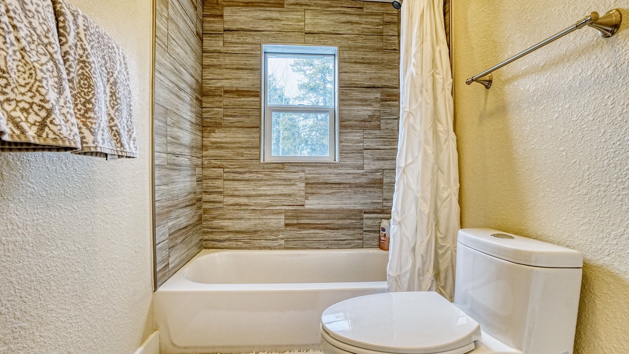 Photo of Bathroom in Black Hawk