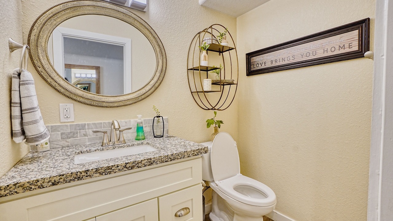 Photo of Bathroom in Black Hawk