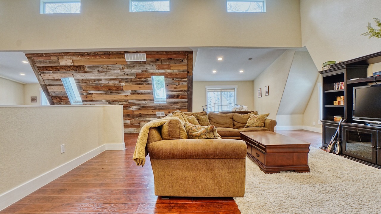 Photo of Livingroom in Black Hawk