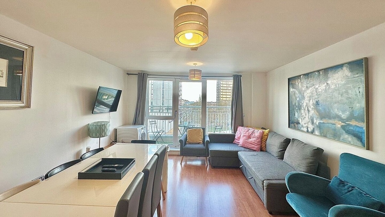 Photo of Livingroom in St. Mary's Park