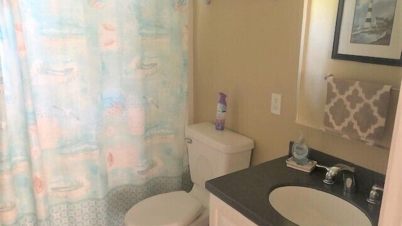 Photo of Bathroom in Summer Village