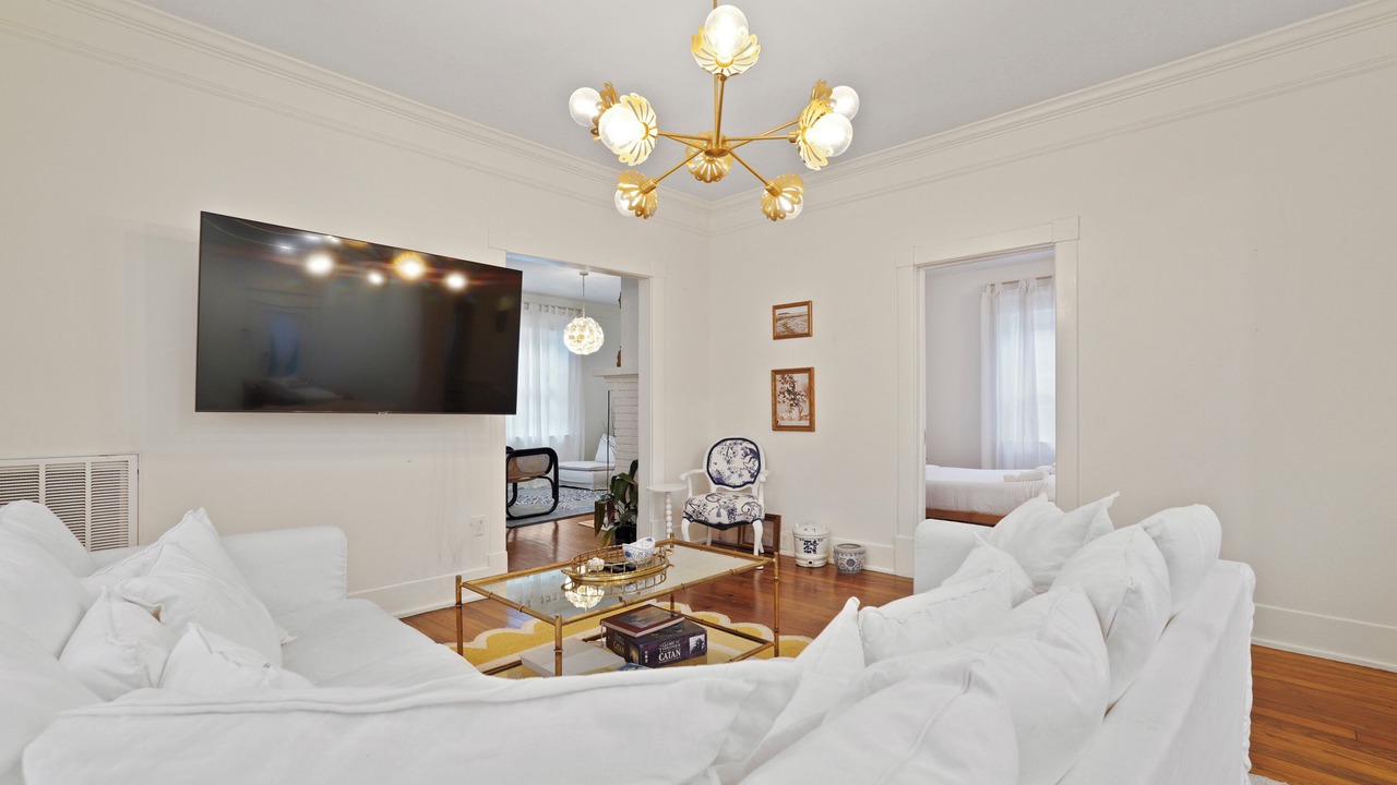Photo of Livingroom in Metropolitan