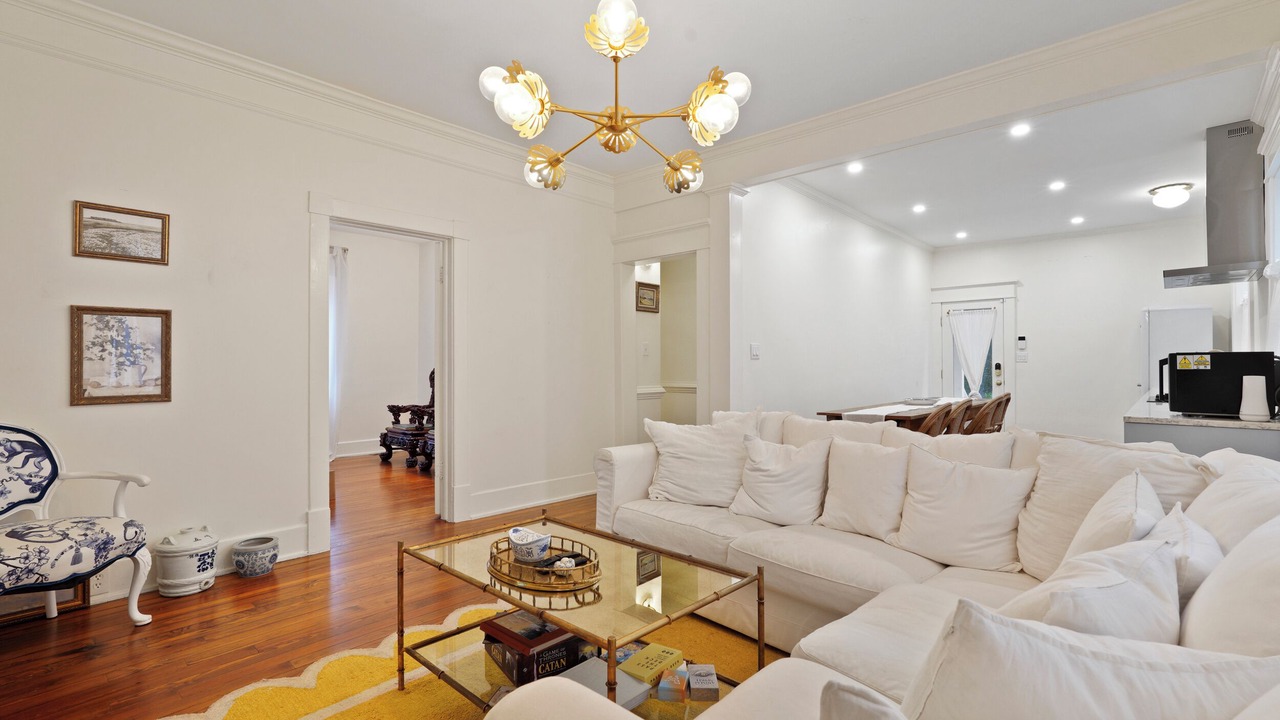 Photo of Livingroom in Metropolitan