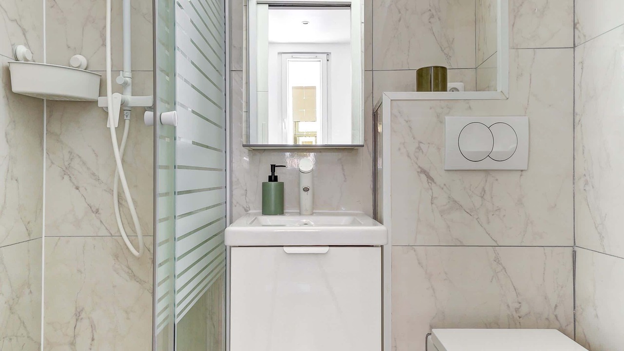 Photo of Bathroom in 7th Arrondissement