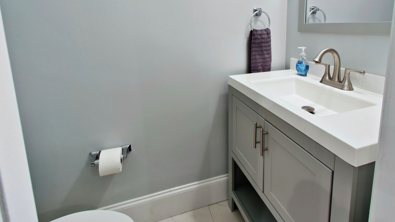 Photo of Bathroom in H Street Corridor