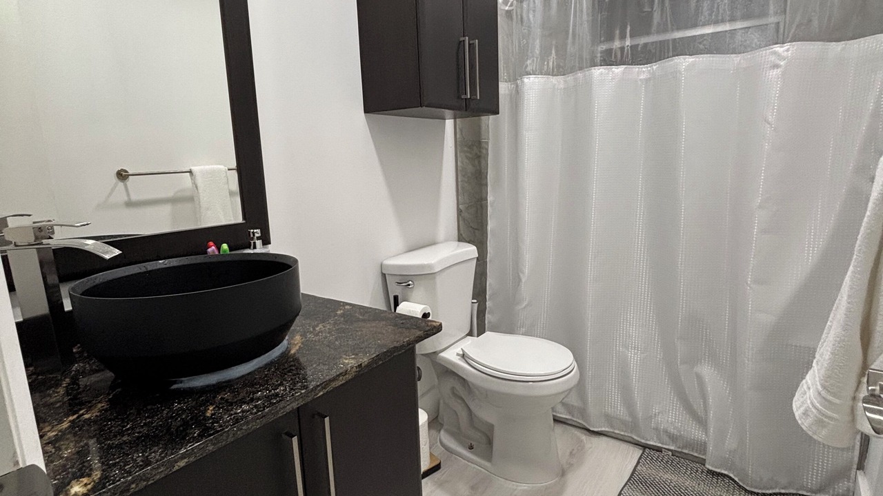Photo of Bathroom in Miami Gardens