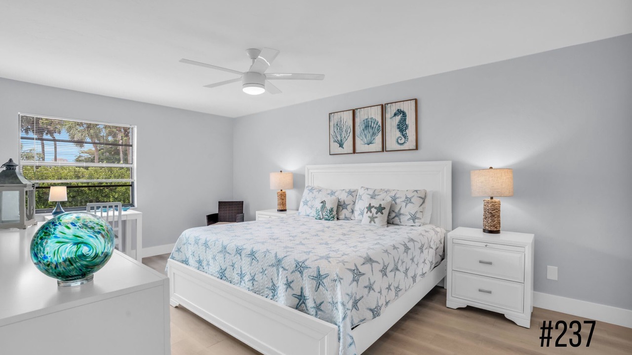 Photo of Bedroom in Park Shore
