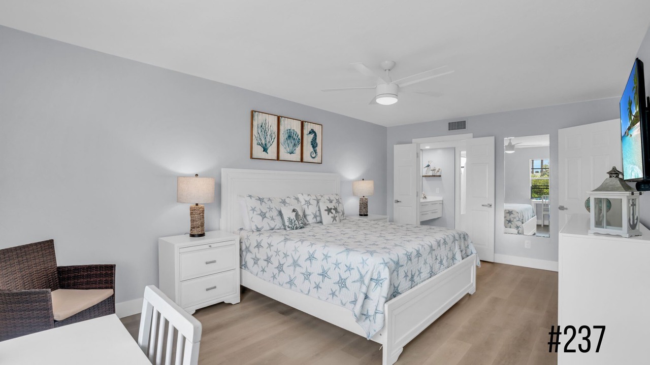Photo of Bedroom in Park Shore