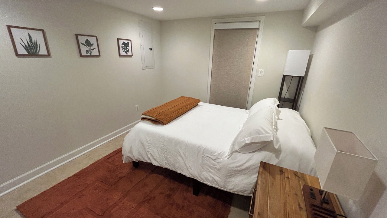 Photo of Bedroom in Columbia Heights