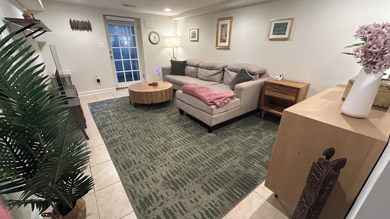 Photo of Livingroom in Columbia Heights