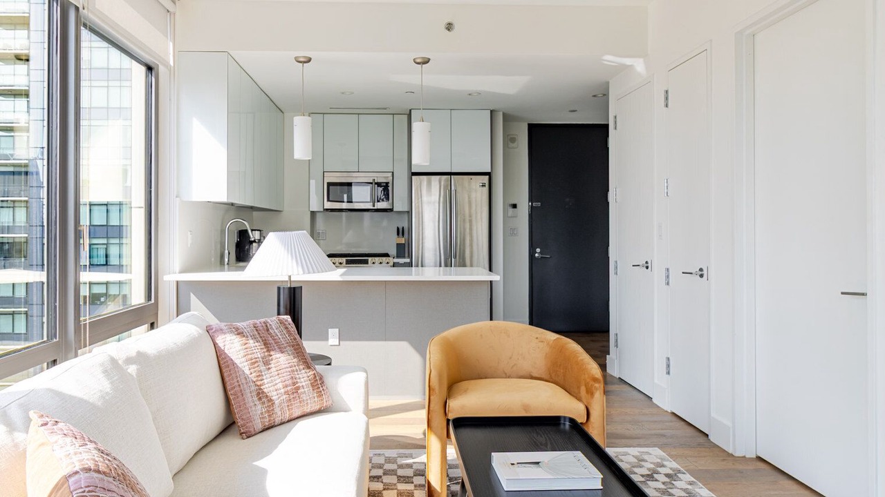 Photo of Livingroom in Hunters Point