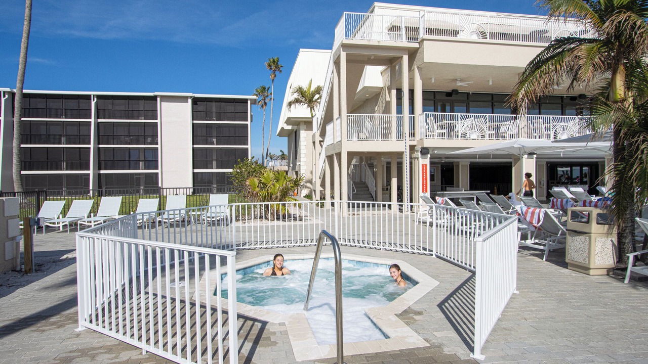 Photo of Outdoor in Beachview Country Club Estates