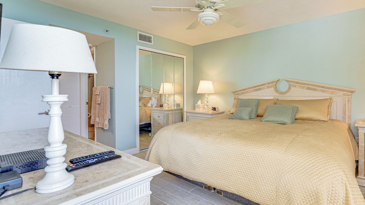 Photo of Bedroom in Hudson