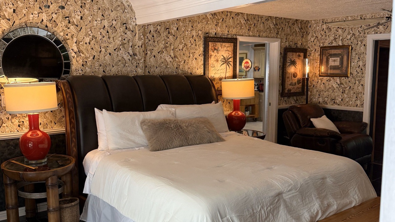 Photo of Bedroom in Alexander City