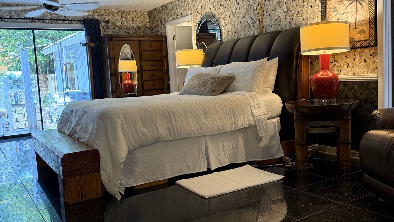 Photo of Bedroom in Alexander City