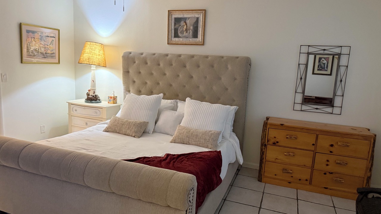 Photo of Bedroom in Alexander City