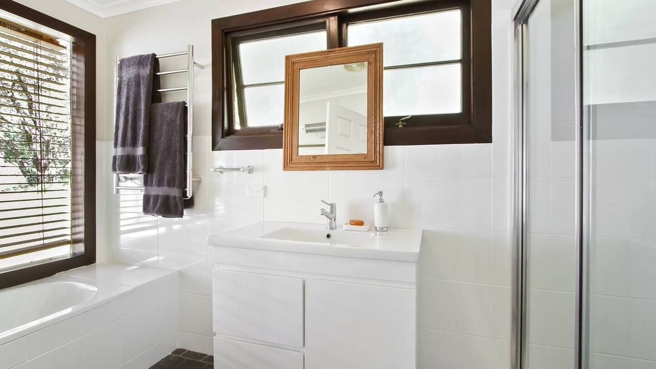 Photo of Bathroom in Mountain Lagoon