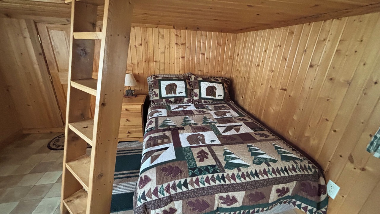 Photo of Bedroom in Ottertail