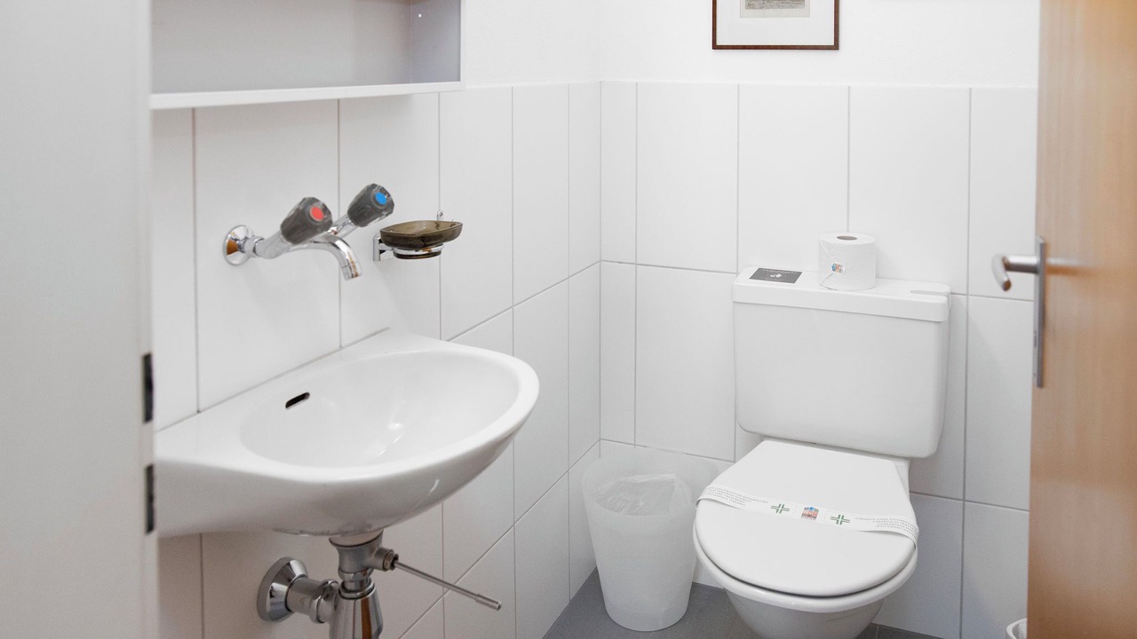 Photo of Bathroom in Falera