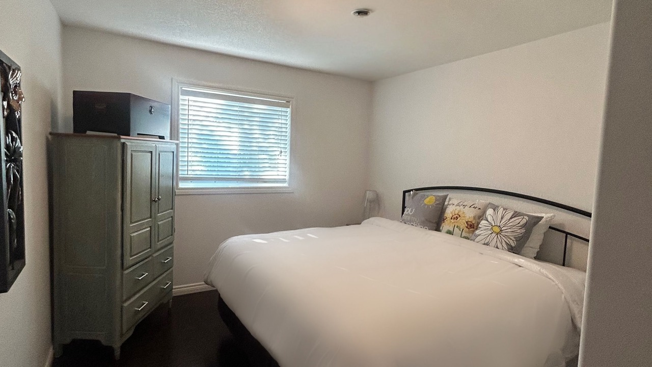 Photo of Bedroom in Parkland County