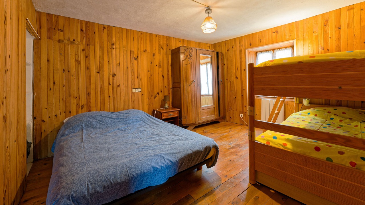 Photo of Bedroom in Montmin