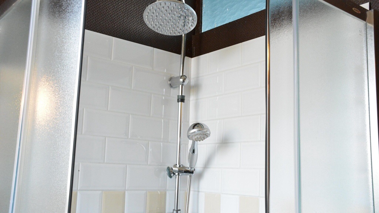 Photo of Bathroom in Coo