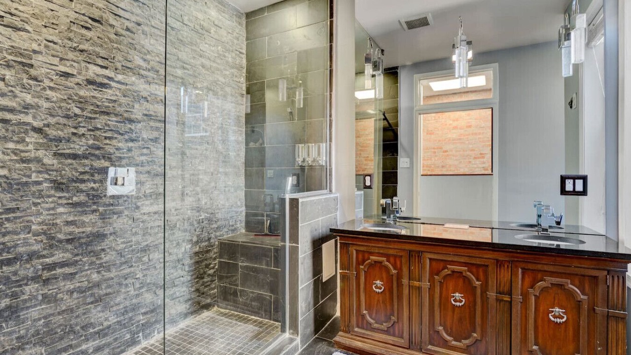 Photo of Bathroom in H Street Corridor