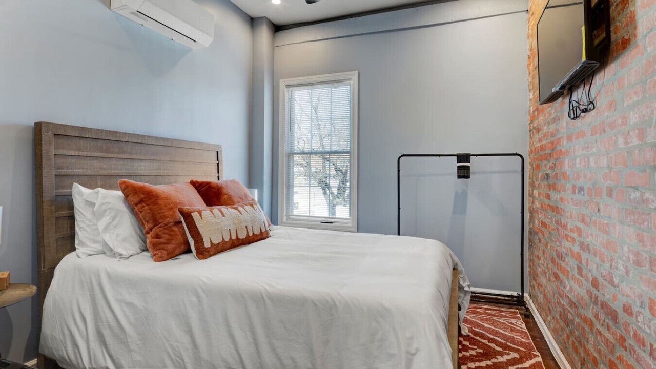 Photo of Bedroom in H Street Corridor