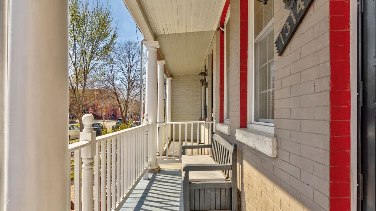 Photo of Outdoor in H Street Corridor