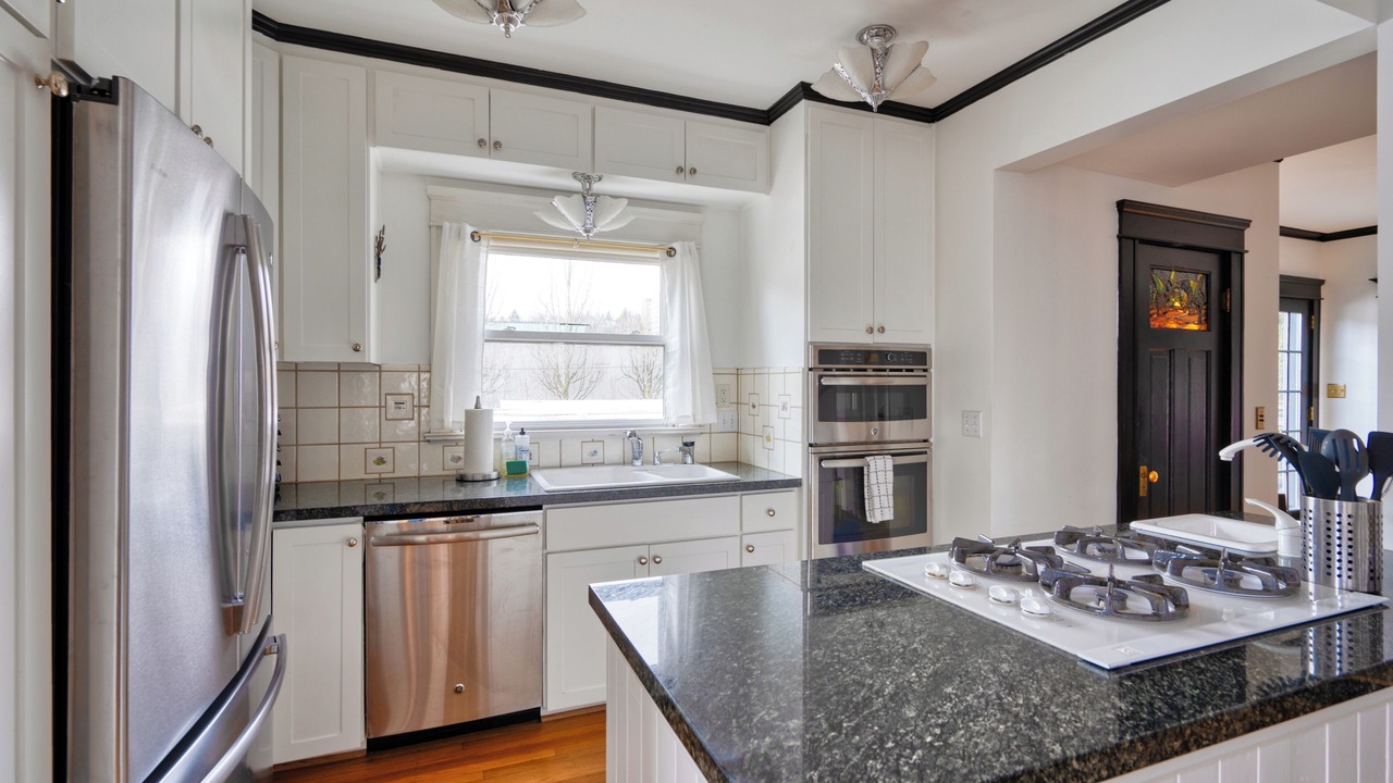 Photo of Kitchen in Alphabet Historic District