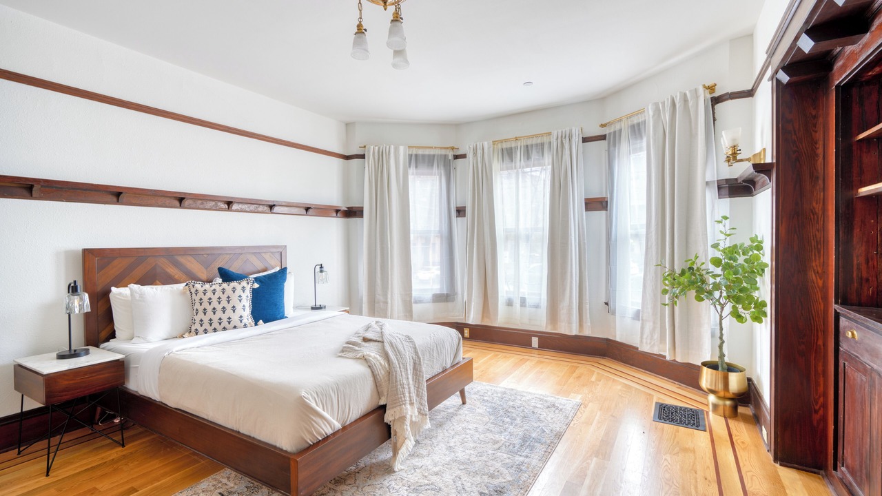 Photo of Bedroom in Alphabet Historic District