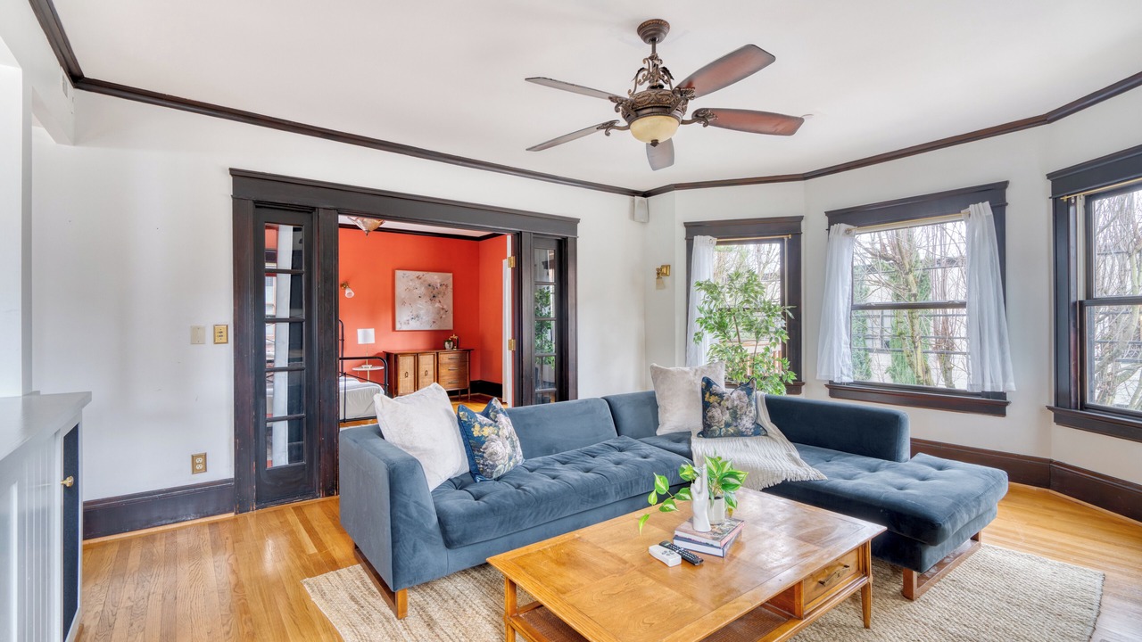 Photo of Livingroom in Alphabet Historic District