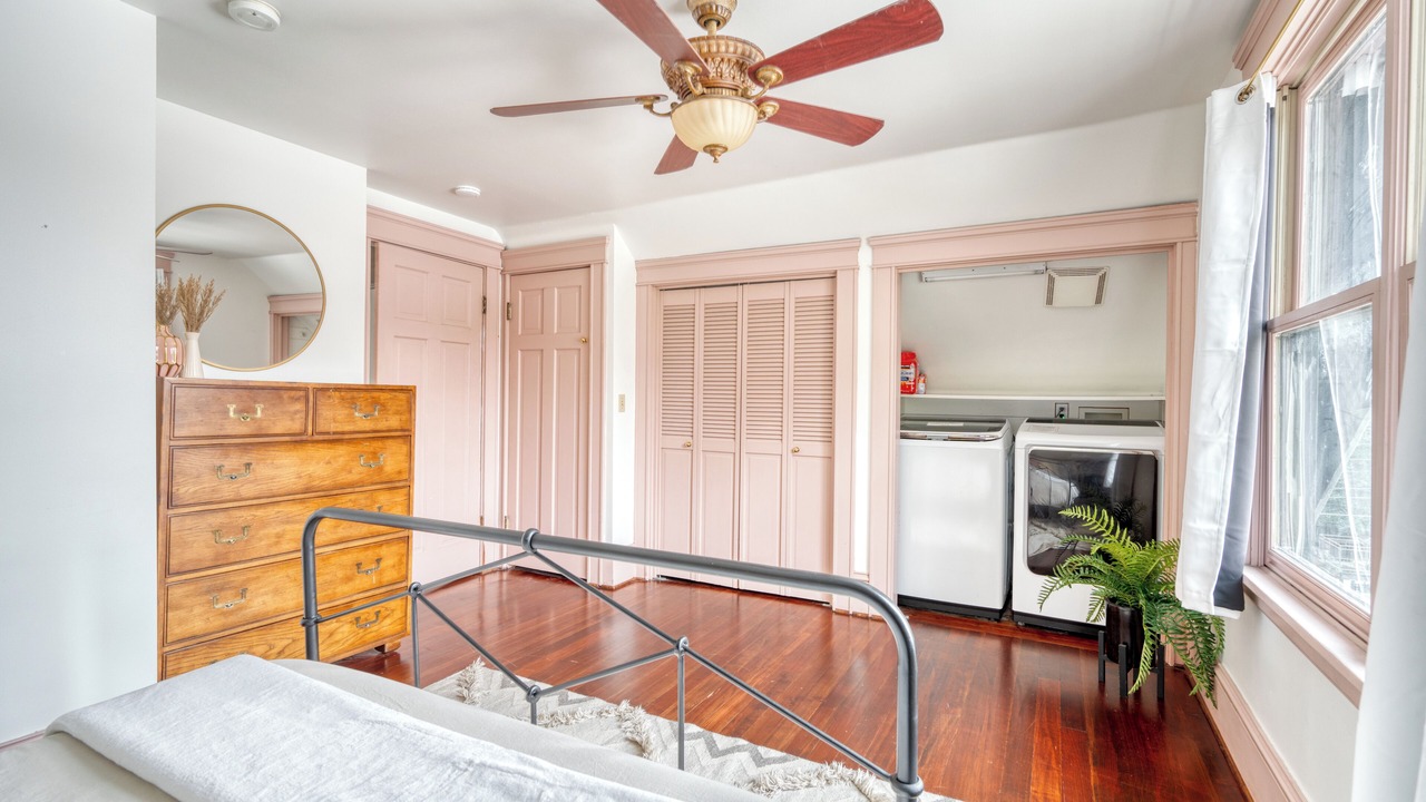 Photo of Bedroom in Alphabet Historic District