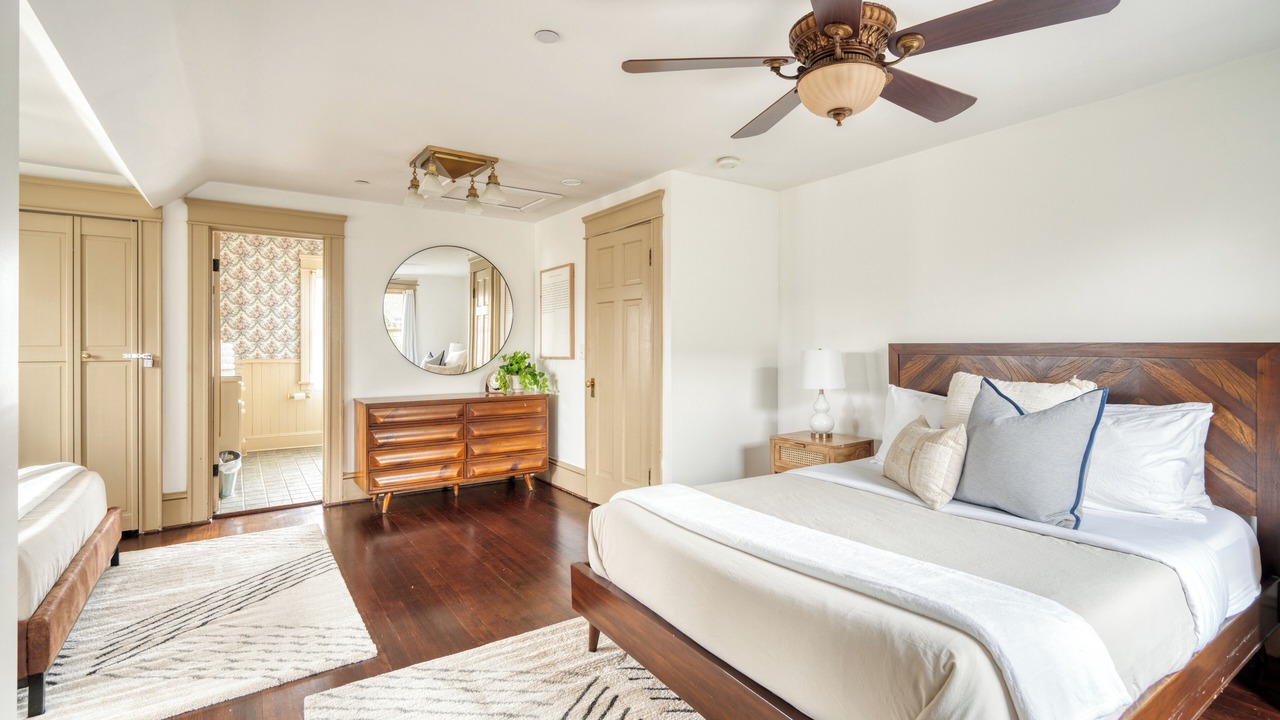 Photo of Bedroom in Alphabet Historic District