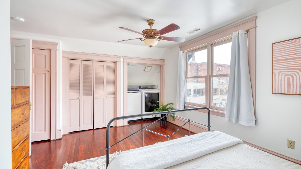 Photo of Bedroom in Alphabet Historic District
