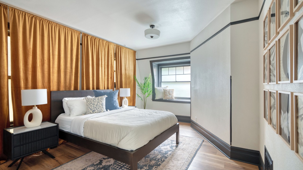Photo of Bedroom in Nob Hill