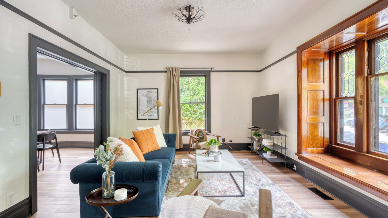 Photo of Livingroom in Nob Hill
