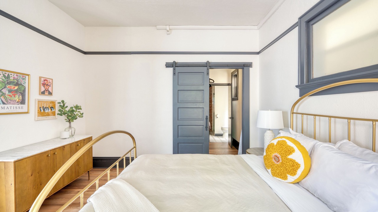 Photo of Bedroom in Nob Hill