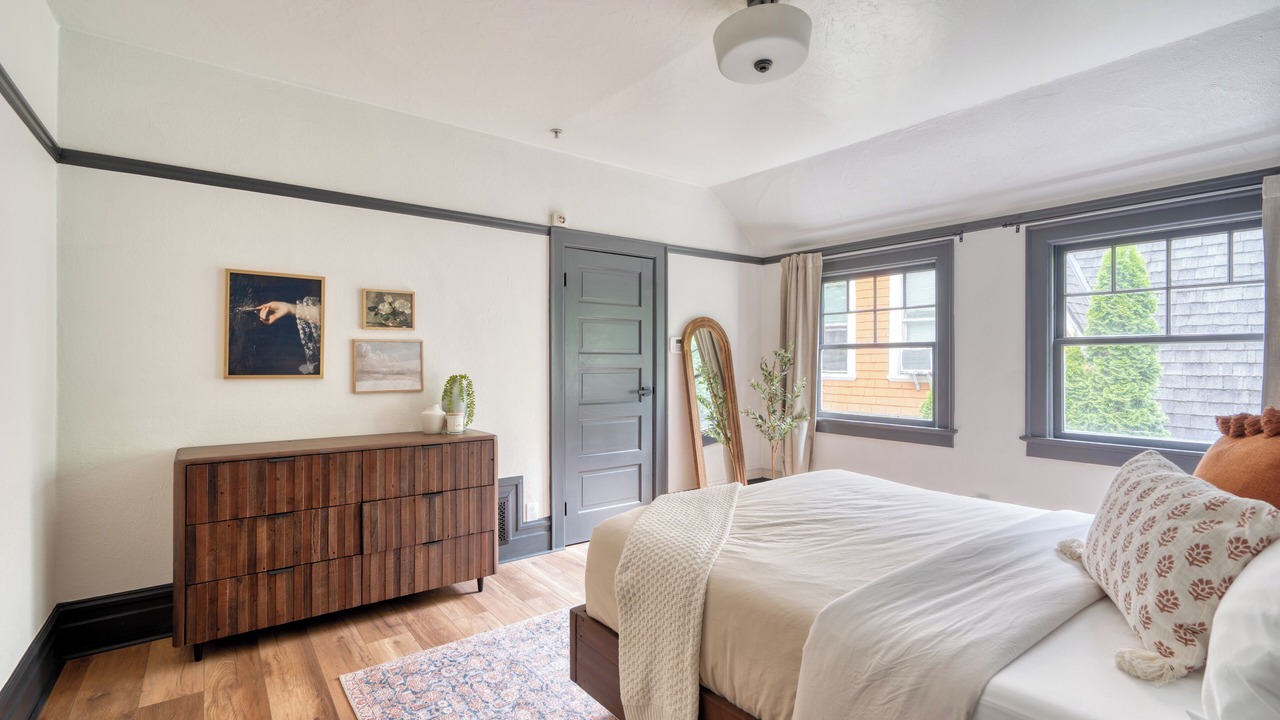 Photo of Bedroom in Nob Hill