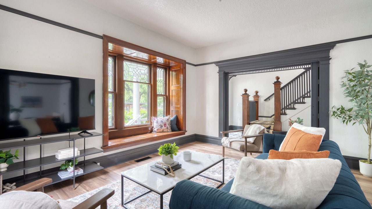 Photo of Livingroom in Nob Hill
