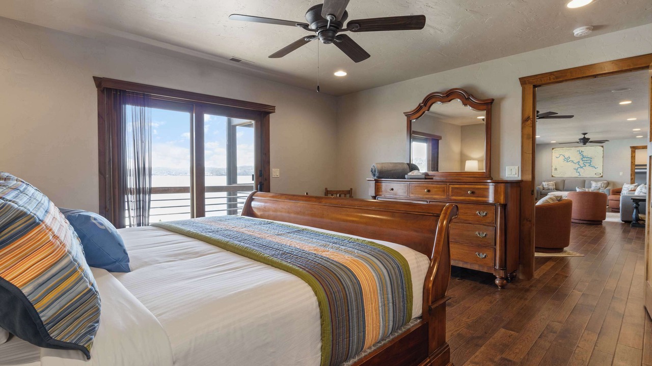 Photo of Bedroom in Sunrise Beach