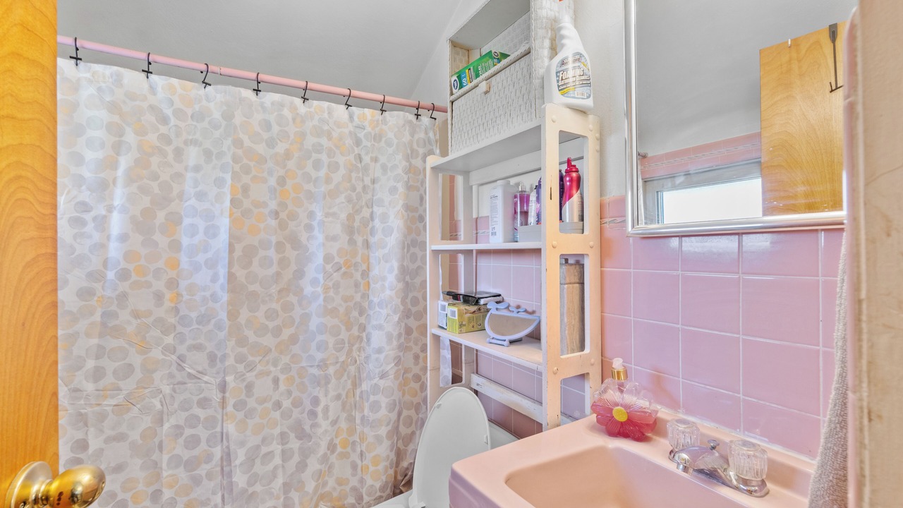 Photo of Bathroom in Plum