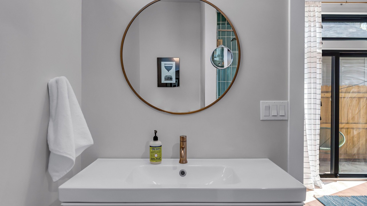Photo of Bathroom in Lawrence