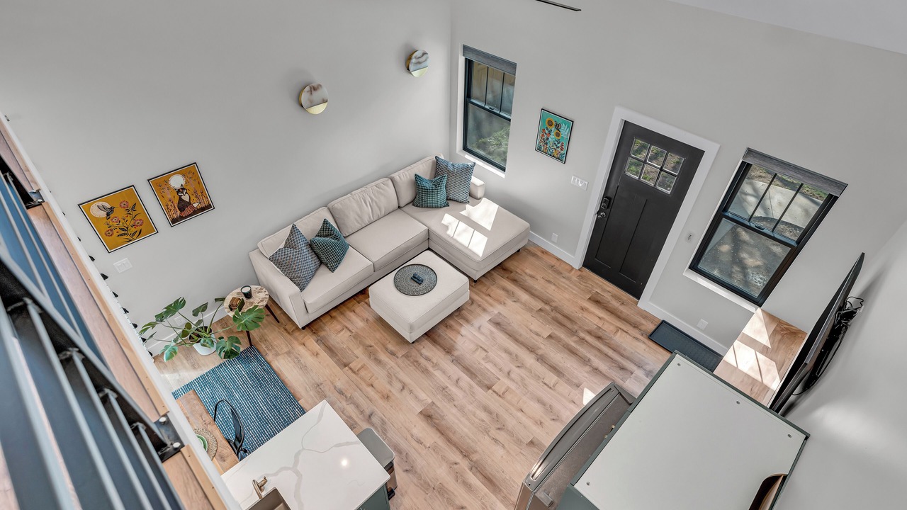Photo of Livingroom in Lawrence