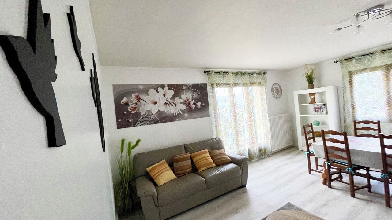 Photo of Livingroom in Rosans