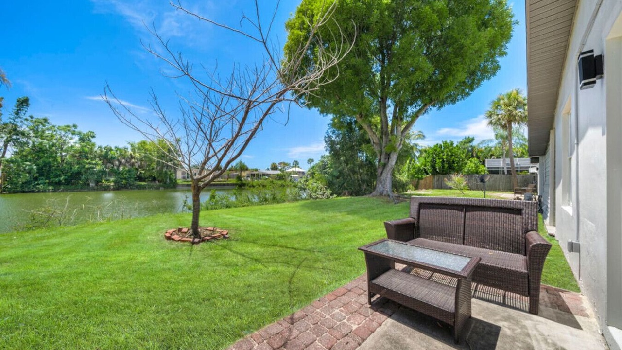 Photo of Patio Balcony in Naples Park