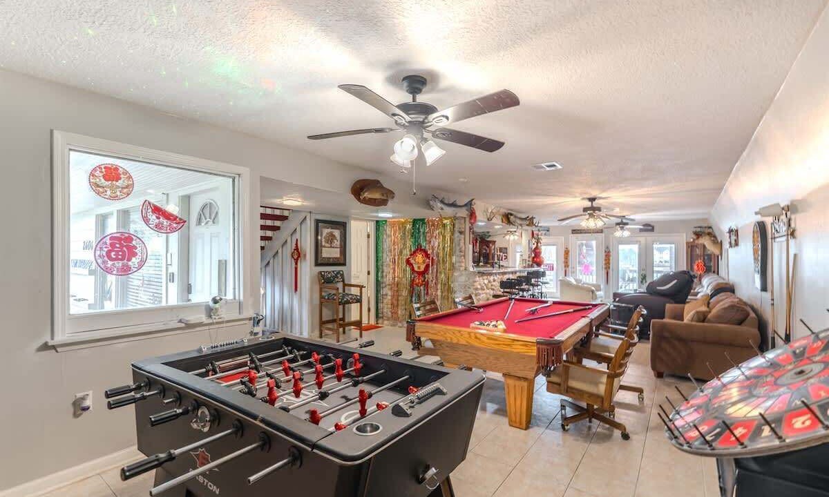 Photo of Bedroom in Nassau Bay