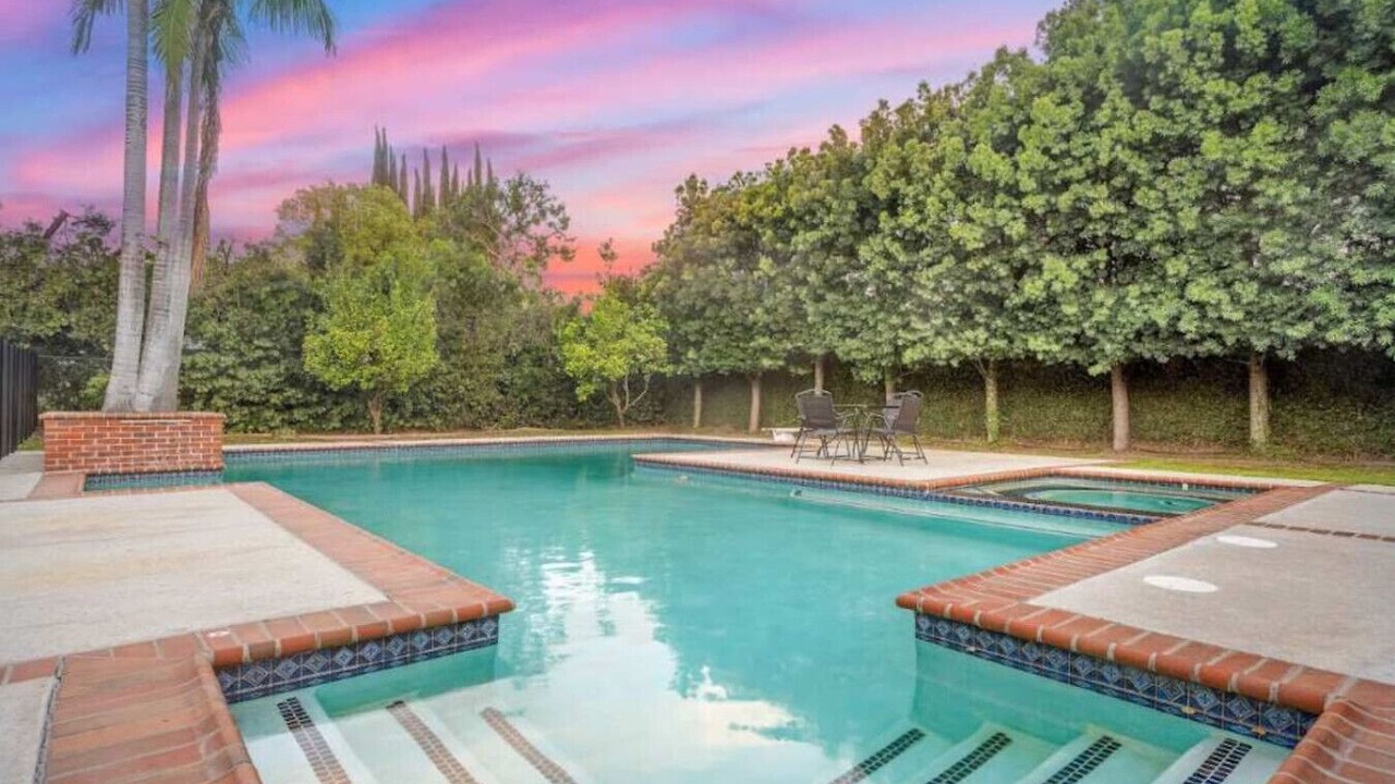 Photo of Outdoor in Valley Village
