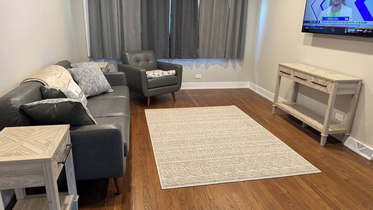 Photo of Livingroom in Oak Forest