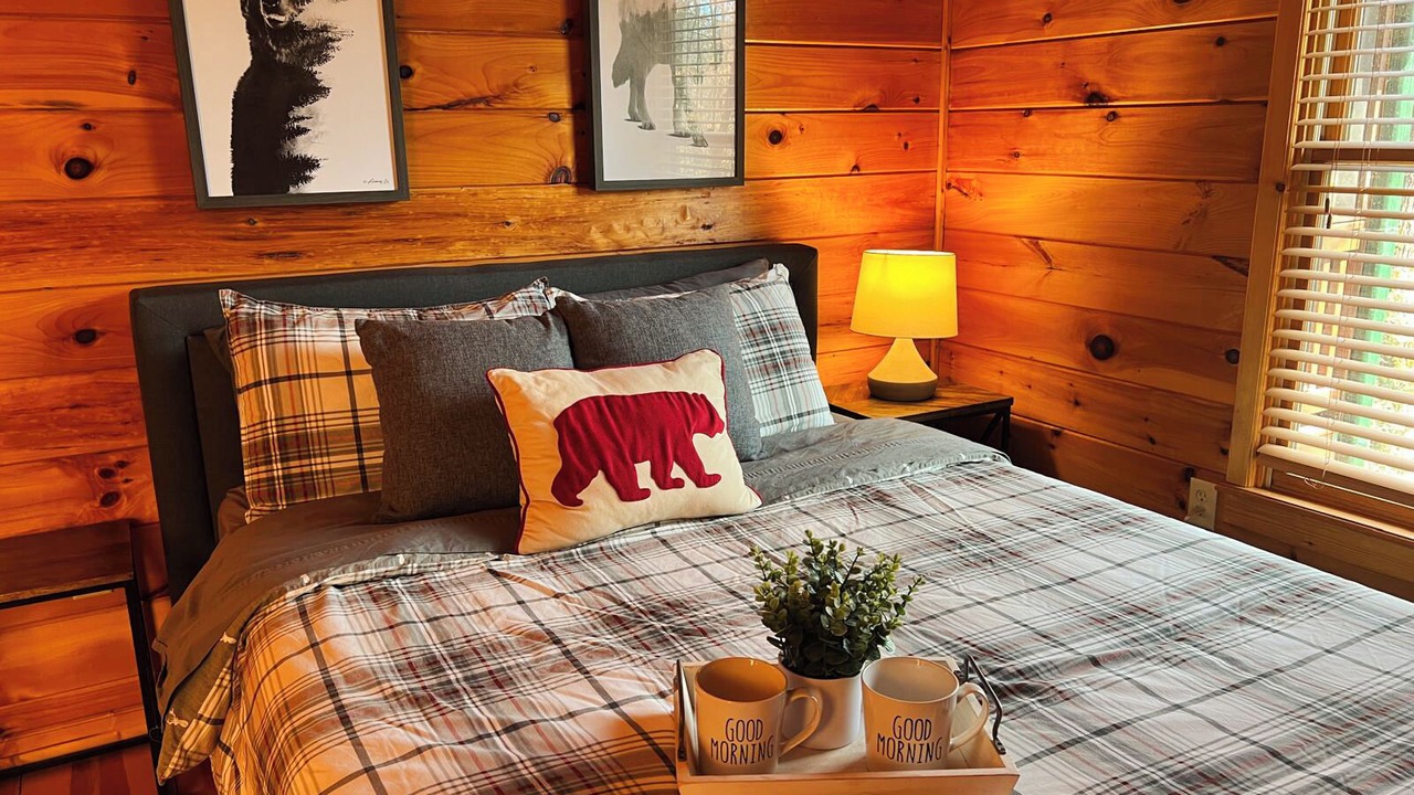 Photo of Bedroom in Hidden Lake